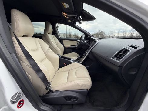 Used 2015 Volvo XC60 T5 Premier Plus image 19