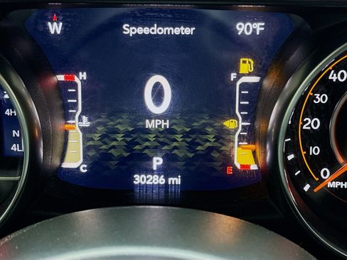 Used 2021 Jeep Gladiator Sport image 8