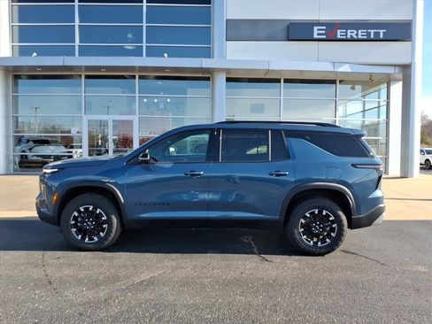 Used 2026 Chevrolet Traverse Z71 w/ Driver Confidence Package image 4