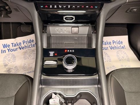 New 2026 Jeep Grand Cherokee L 4WD image 17