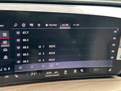 New 2025 Audi Q5 Prestige image 18