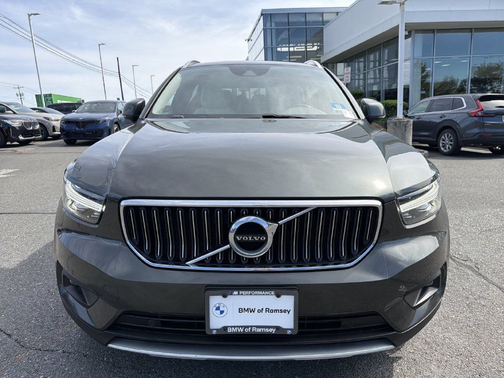 Used 2019 Volvo XC40 T5 Inscription AWD/4WD image 14