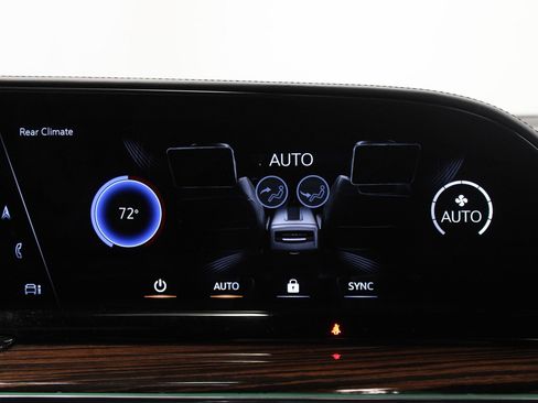 Used 2021 Cadillac Escalade Premium Luxury w/ Driver Assist Tech Package image 42