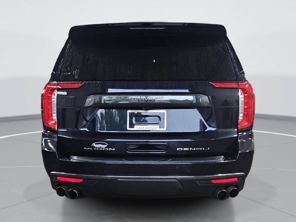 Used 2023 GMC Yukon XL Denali Ultimate w/ LPO, Floor Liner Package AWD/4WD image 5