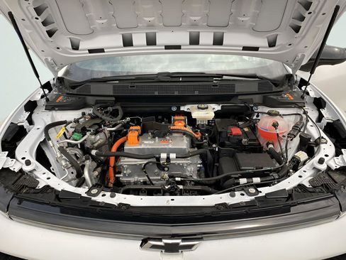 New 2025 Chevrolet Equinox EV RS w/ Active Safety Package 3 AWD/4WD image 28