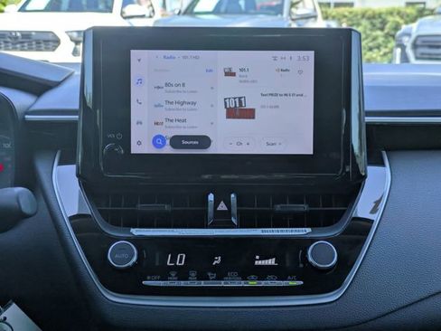 Used 2024 Toyota Corolla LE image 17