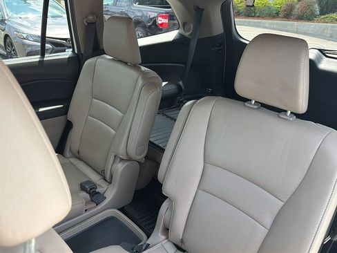 Used 2019 Honda Pilot Touring image 33