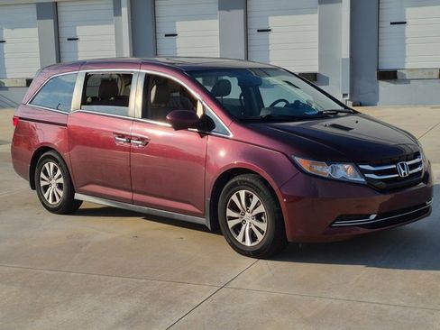 Used 2016 Honda Odyssey EX-L image 3