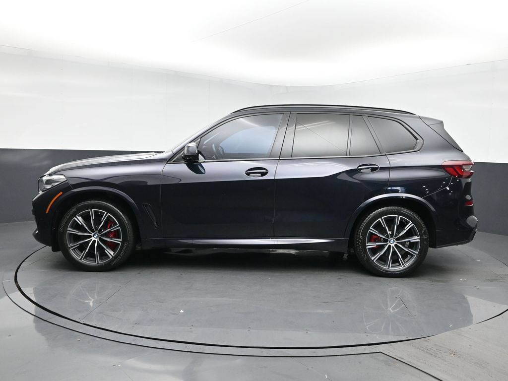 Used 2023 BMW X5 xDrive40i w/ M Sport Package AWD/4WD image 4
