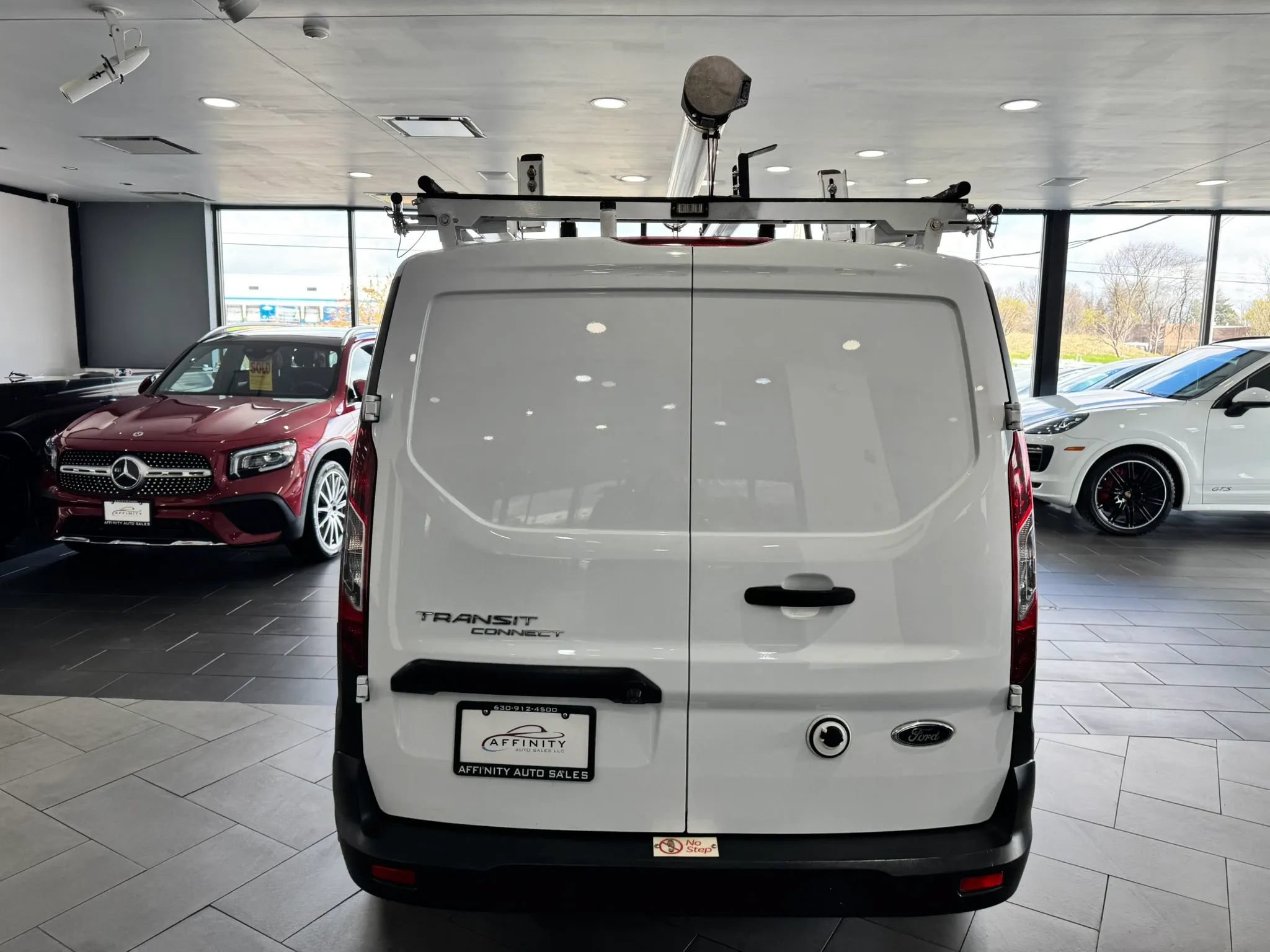Used 2014 Ford Transit Connect XL FWD image 4