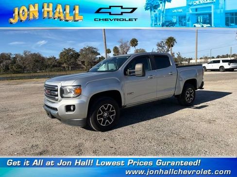 Used 2017 GMC Canyon SLE w/ All Terrain Package image 2