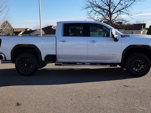 Used 2024 GMC Sierra 2500 Denali w/ Denali Reserve Package image 11