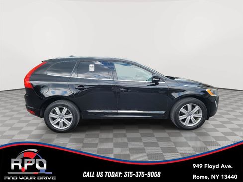Used 2017 Volvo XC60 T5 Inscription w/ Preferred Option Package AWD/4WD image 6
