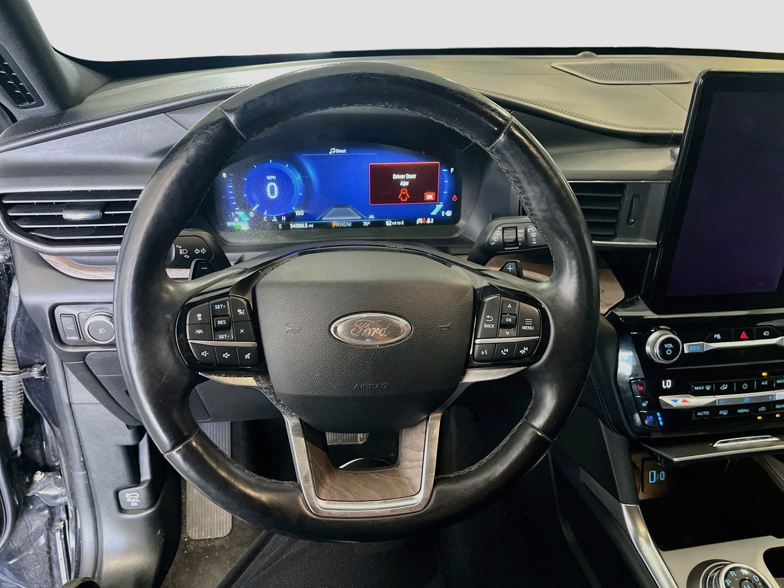 Used 2021 Ford Explorer Platinum w/ Equipment Group 601A AWD/4WD image 11