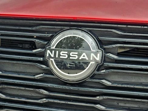 Used 2024 Nissan Altima 2.5 SV FWD image 12