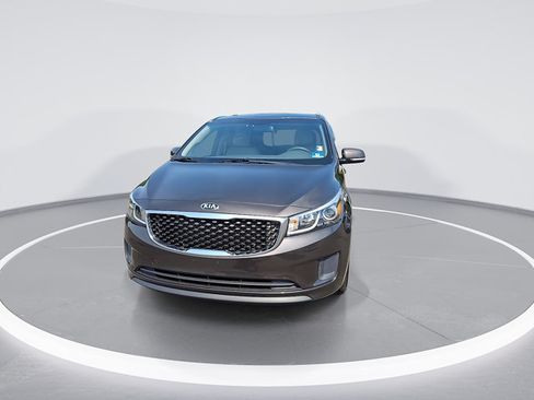 Used 2015 Kia Sedona LX FWD image 3