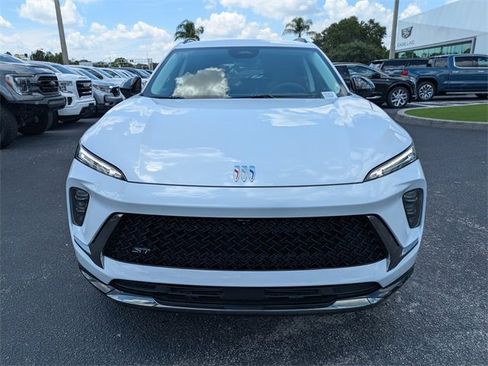 New 2025 Buick Envision Sport Touring image 9