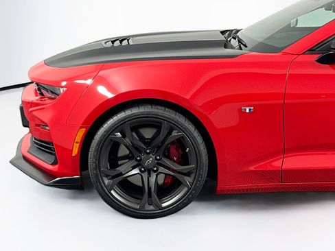 Used 2023 Chevrolet Camaro SS RWD image 36