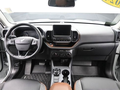 Used 2024 Ford Bronco Sport Outer Banks w/ Tech Package image 27