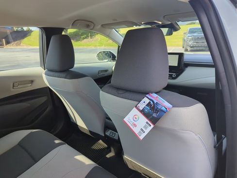 Used 2026 Toyota Corolla LE FWD image 28