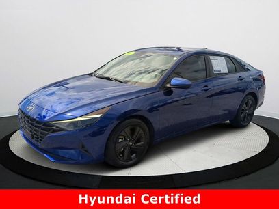 Certified 2021 Hyundai Elantra SEL w/ Convenience Package