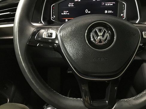 Used 2020 Volkswagen Jetta SEL Premium image 24