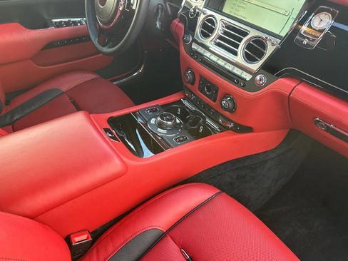 Certified 2017 Rolls-Royce Wraith image 15