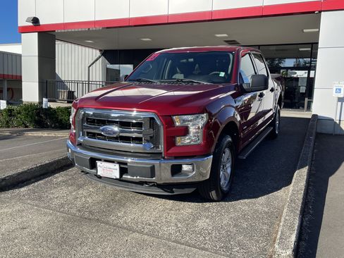 Used 2016 Ford F150 XLT AWD/4WD image 3
