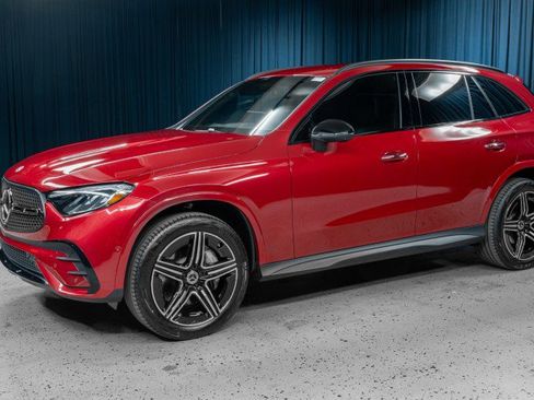 New 2025 Mercedes-Benz GLC 300 image 1