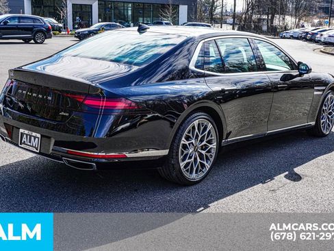 Used 2024 Genesis G90 3.5T image 5