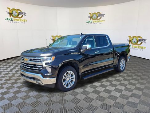 Used 2025 Chevrolet Silverado 1500 LTZ w/ Technology Package AWD/4WD image 3