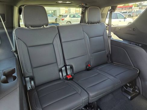 New 2026 GMC Yukon Elevation AWD/4WD image 13