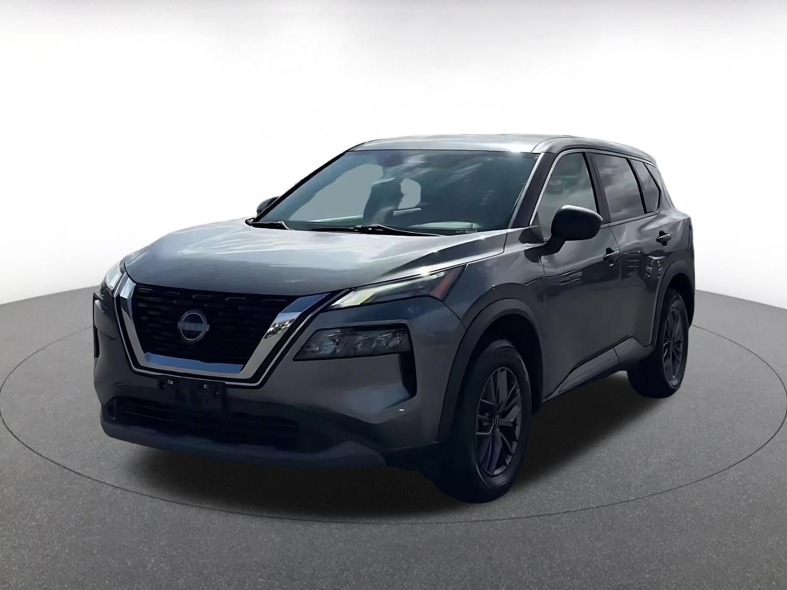 Used 2023 Nissan Rogue S AWD/4WD image 6