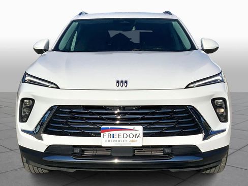 Certified 2025 Buick Envision Preferred image 3