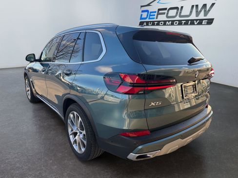 Certified 2025 BMW X5 xDrive40i w/ Premium Package image 17