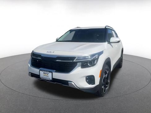 Used 2025 Kia Seltos S image 5