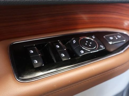 Certified 2023 Lincoln Navigator L Reserve AWD/4WD image 12