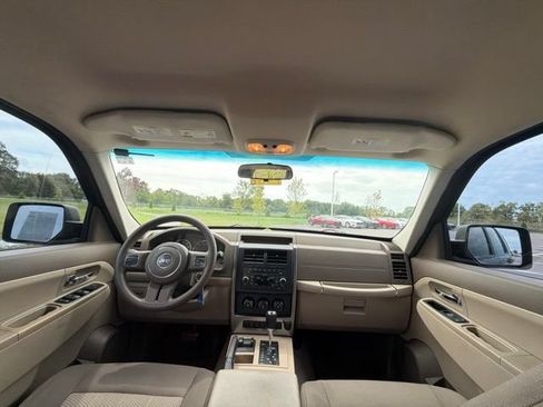 Used 2011 Jeep Liberty Sport w/ Trailer Tow Class III Group AWD/4WD image 20