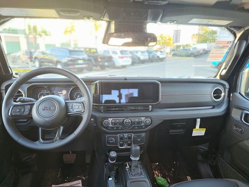 New 2026 Jeep Gladiator Mojave AWD/4WD image 24