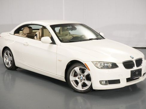 Used 2010 BMW 328i Convertible RWD image 11