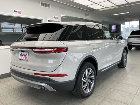 Used 2024 Lincoln Corsair AWD w/ Equipment Group 101A image 5