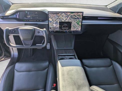 Used 2022 Tesla Model X image 19