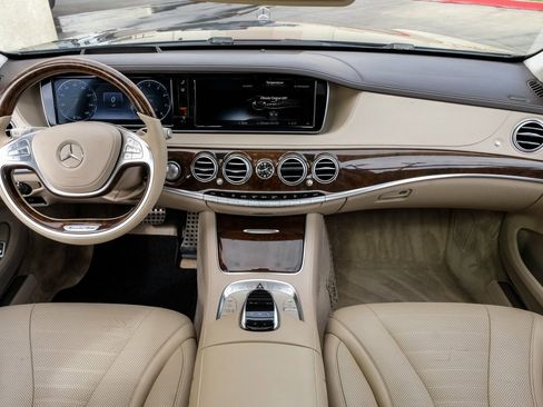Used 2015 Mercedes-Benz S 550 Sedan w/ Sport Package w/ Sport Package image 14