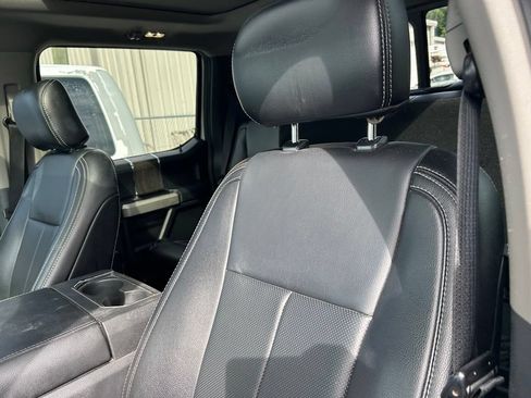 Used 2021 Ford F250 Lariat AWD/4WD image 9