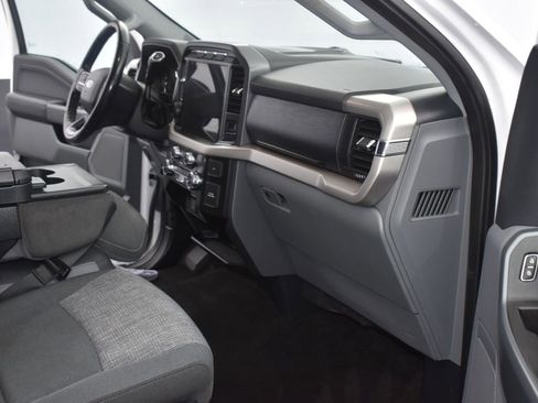 Used 2021 Ford F150 XLT w/ Equipment Group 302A High image 13