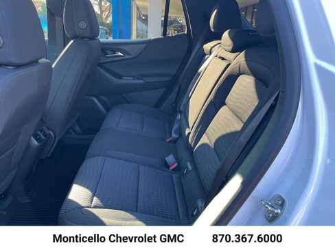 New 2026 Chevrolet Equinox LT w/ LPO, Floor Liner Package image 24