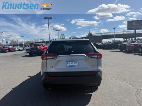 Used 2024 Toyota RAV4 XLE image 6