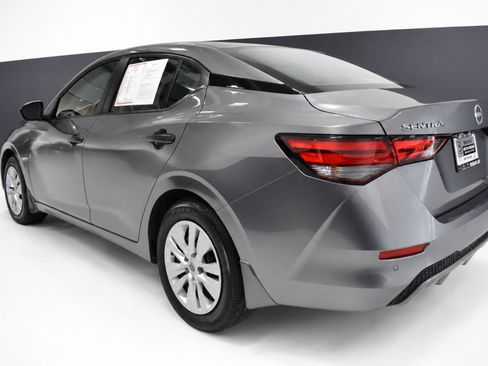 Certified 2025 Nissan Sentra S FWD image 3