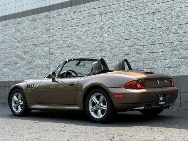Used 2000 BMW Z3 2.5i RWD image 15