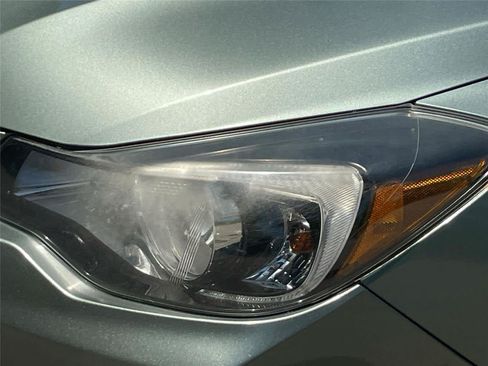 Used 2016 Subaru Impreza 2.0i AWD/4WD image 8